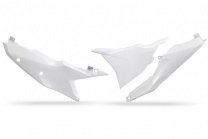 UFO plast Tabuľky zadné s krytom airboxu (ľavý) KTM SX/SX-F 23-, EXC/EXC-F 24- biele